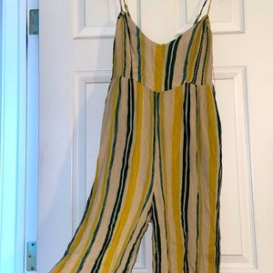 JUMPSUIT ✨ Size small. from francesca’s